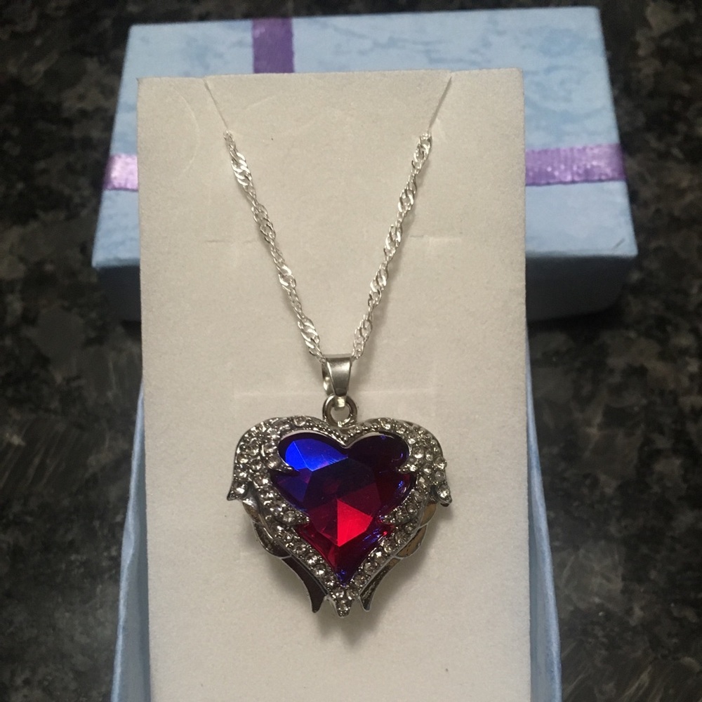 Boutique - bling wings heart necklace pink purple - Picture 5 of 6